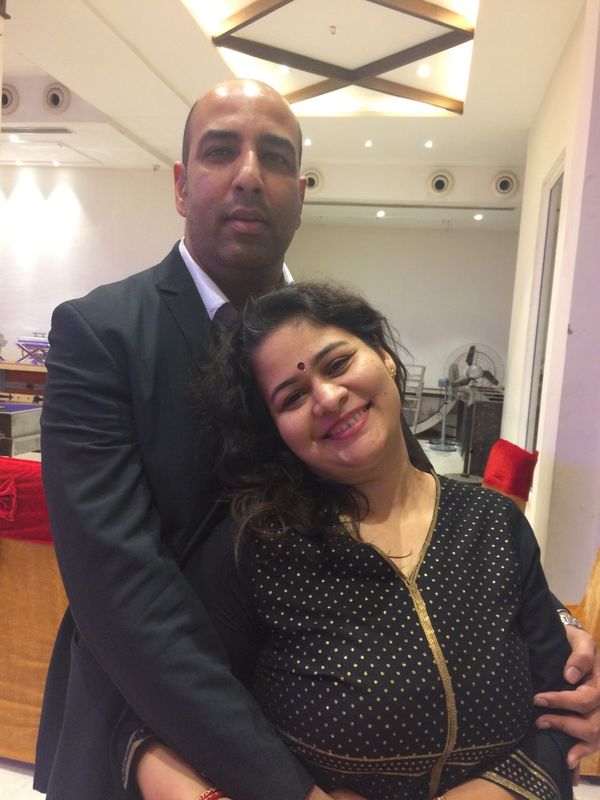 A beautiful love story of Swati and Manu on andwemet online dating site